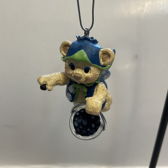 Hallmark - Blueberry - Fairy Berry Bears - Series 2nd - 2000 Ornament - Picture 2 of 4
